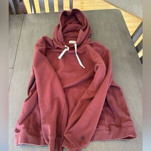 Taylor Stitch Burgundy Hoodie with Drawstrings
